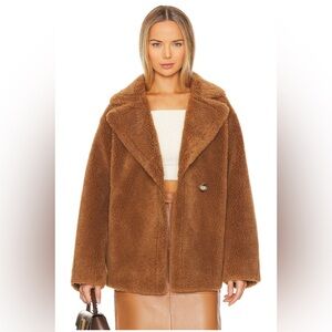 NWOT Lamarque Sophie teddy coat size small